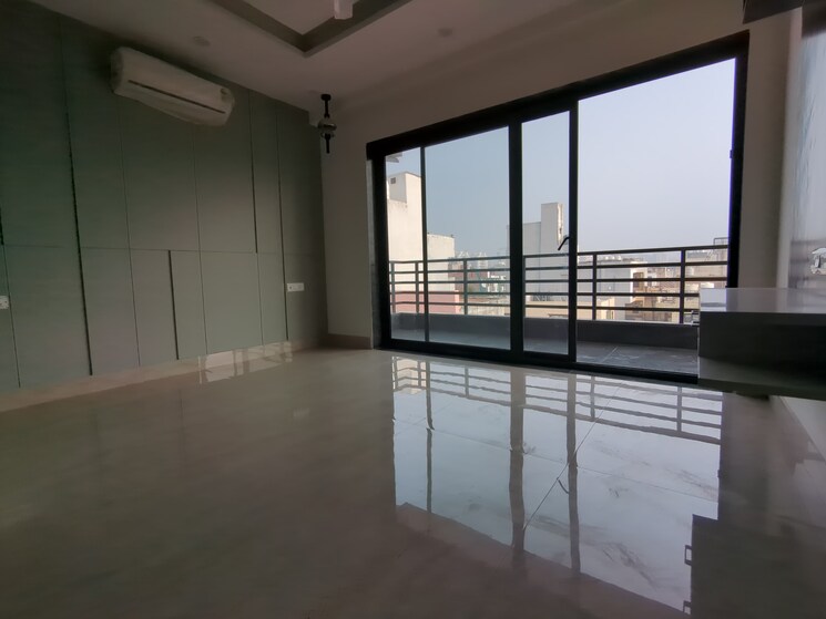 Room, sushant lok ii 4 Bedroom 303 Sq.Yd. Builder Floor In Sushant Lok ii Gurgaon 8074489