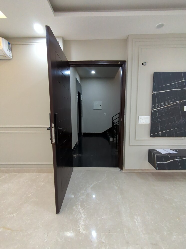 undefined, sushant lok ii 4 Bedroom 303 Sq.Yd. Builder Floor In Sushant Lok ii Gurgaon 8074489