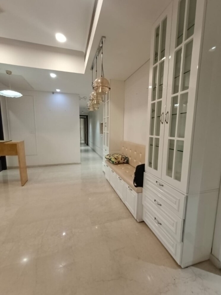 Bathroom, bombay-realty-two-icc 3 Bedroom 1655 Sq.Ft. Apartment In Dadar East Mumbai 8074475