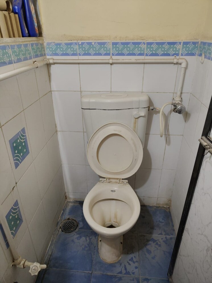 Bathroom, rosewood-prestige-residency 1 Bedroom 550 Sq.Ft. Apartment In Ghodbunder Road Thane 8074451