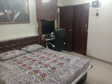 Bedroom in 2 BHK Apartment at Satguru Sharan I, Mulund East – for Rent