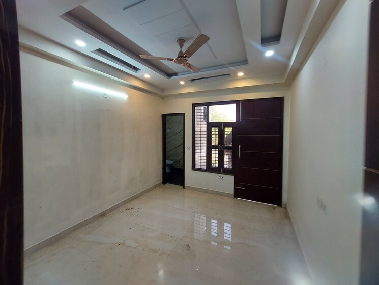 Room, rajendra nagar sector 4 5 Bedroom 2000 Sq.Ft. Builder Floor In Rajendra Nagar Sector 4 Ghaziabad 8074664