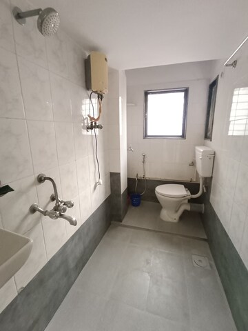 Bathroom in 1 BHK Apartment at Panch Pakhadi – for Rent