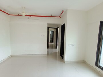 Room in 2 BHK Apartment at Shreedham Splendour, Andheri West – for Rent