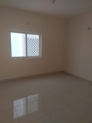Room in 2 BHK Apartment at Prestige North Point, Kammanahalli – for Sale
