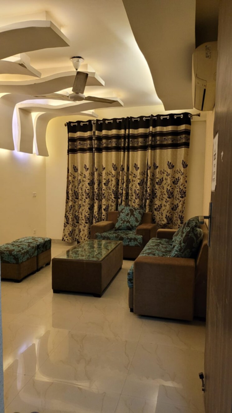 Living Room, sector 82 3 Bedroom 112 Sq.Mt. Independent House In Sector 82 Noida 8074785