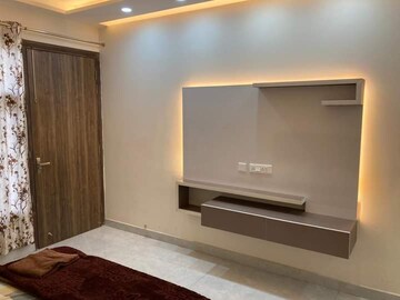 Furnished Amenities in 3 BHK Builder Floor at Ansal Sushant Lok I, Sector 43 – for Rent