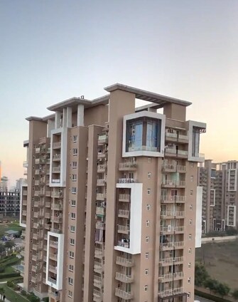 3 BHK Apartment For Rent in Emaar Palm Gardens Sector 83 Gurgaon  8074579