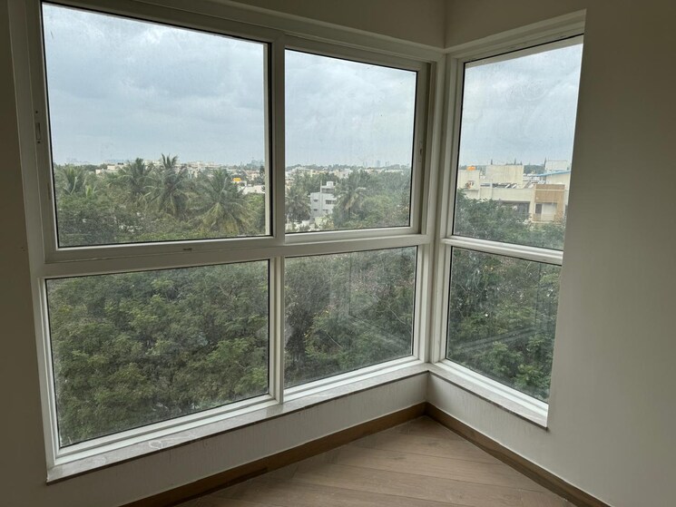 Balcony, prestige-fairfield 3.5 Bedroom 2231 Sq.Ft. Apartment In Rmv 2nd Stage Bangalore 8074877