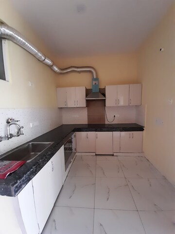 Kitchen in 2 BHK Apartment at Settlers India, Sector 57 – for Rent