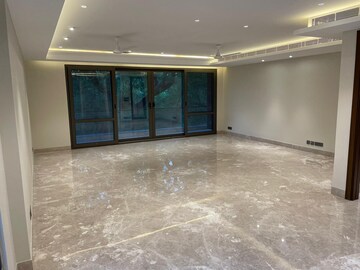 Room in 4 BHK Apartment at Vasant Vihar – for Sale