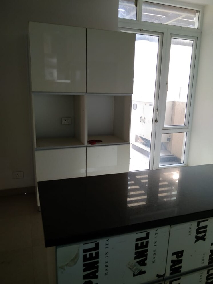 Kitchen, emaar-marbella 5 Bedroom 6520 Sq.Ft. Villa In Sector 66 Gurgaon 8075018