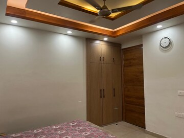 Room in 3 BHK Builder Floor at Sushant Lok 2, Sector 57 – for Rent