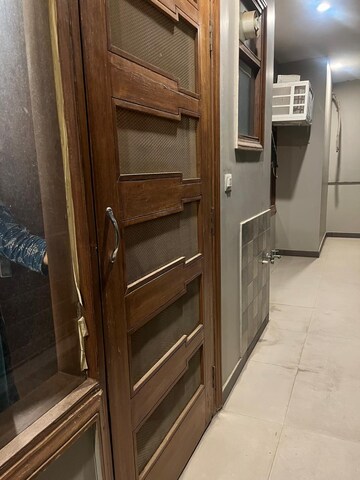 Staircase in 3 BHK Builder Floor at Sushant Lok 2, Sector 57 – for Rent