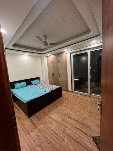 Room in 3 BHK Builder Floor at Sushant Lok 2, Sector 57 – for Rent