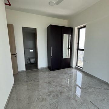 Room in 2 BHK Apartment at Viceroy Savana, Khatau Estate – for Rent