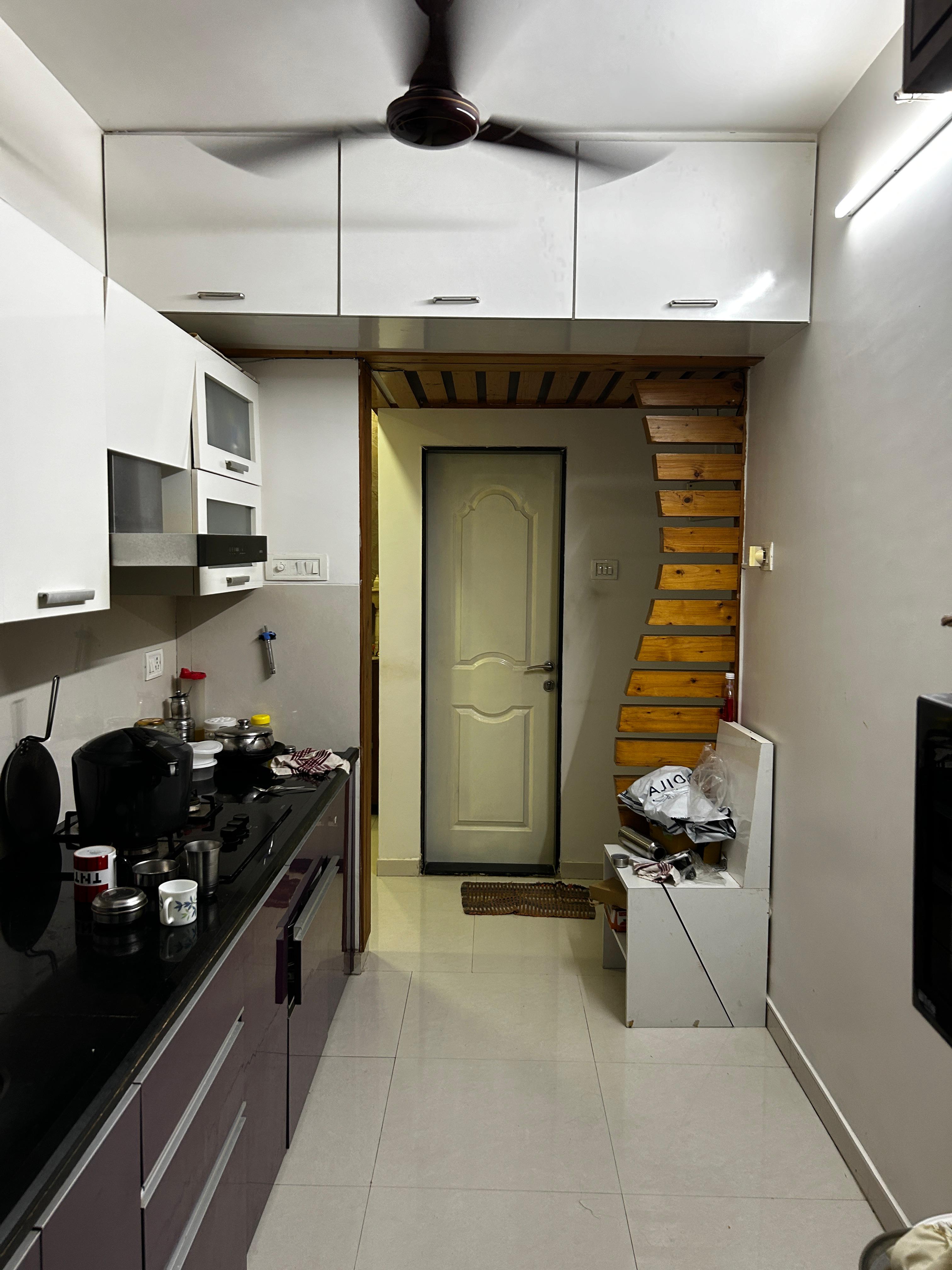 1 BHK + Pooja Room 604 Sq.Ft. Apartment in Runwal Plaza