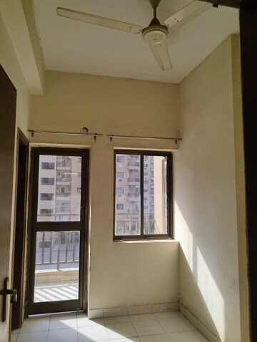 Building Lobby in 3 BHK Apartment at Ardee City Palm Grove Heights, Sector 52 – for Rent