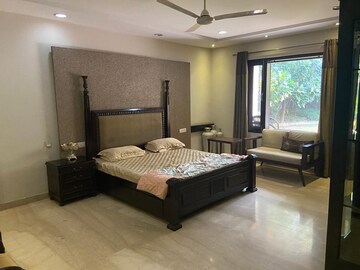 Living Room in 4 BHK Apartment at Vasant Vihar – for Rent