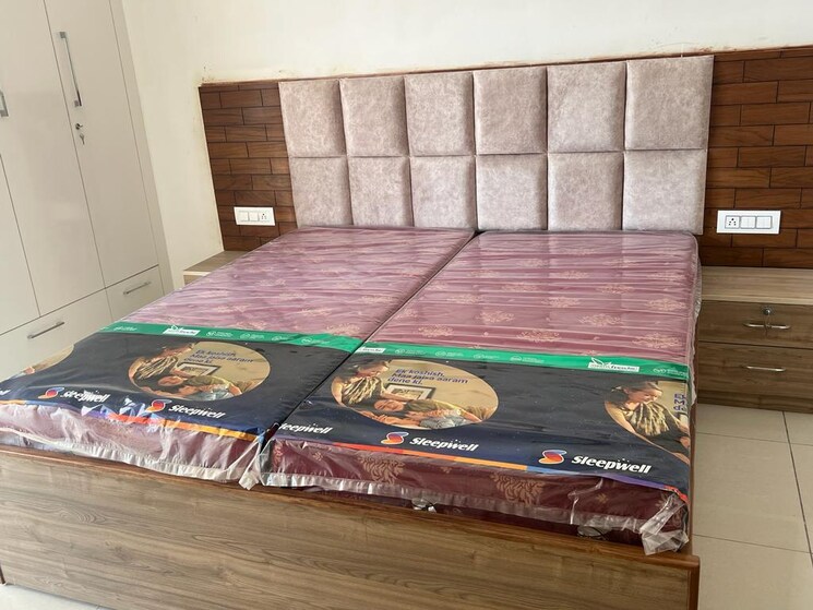 Bedroom, highland-park-chandigarh 3 Bedroom 1855 Sq.Ft. Apartment In Bhabat Zirakpur 8075106