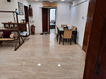 Gym in 3 BHK Apartment at United Classic, Bandra West – for Sale