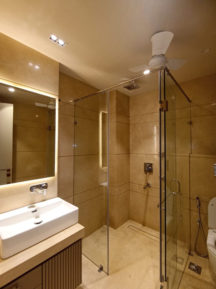 Bathroom, greater kailash ii 4 Bedroom 4500 Sq.Ft. Penthouse In Greater Kailash ii Delhi 8075099