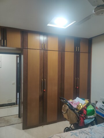 Furnished Amenities in 2 BHK Apartment at Celestia Heights, Malad West – for Rent