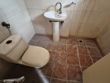 Bathroom in 2 BHK Apartment at Milan Vihar 1 RWA, Indrapuram – for Sale