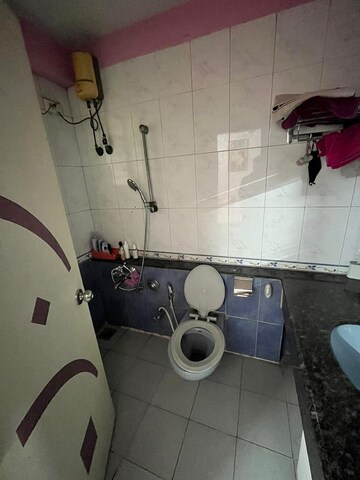 Team Area in 3 BHK Apartment at Mount Everest Apartment, Bhakti Park – for Sale
