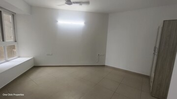 Room in 2.5 BHK Apartment at Bhartiya City Nikoo Homes II, Thanisandra Main Road – for Rent
