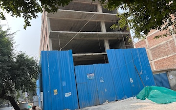 Industrial Plot For Sale in DLF Industrial Estate, Sector 32