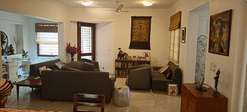 Living Room in 3 BHK Builder Floor at Benson Town – for Sale