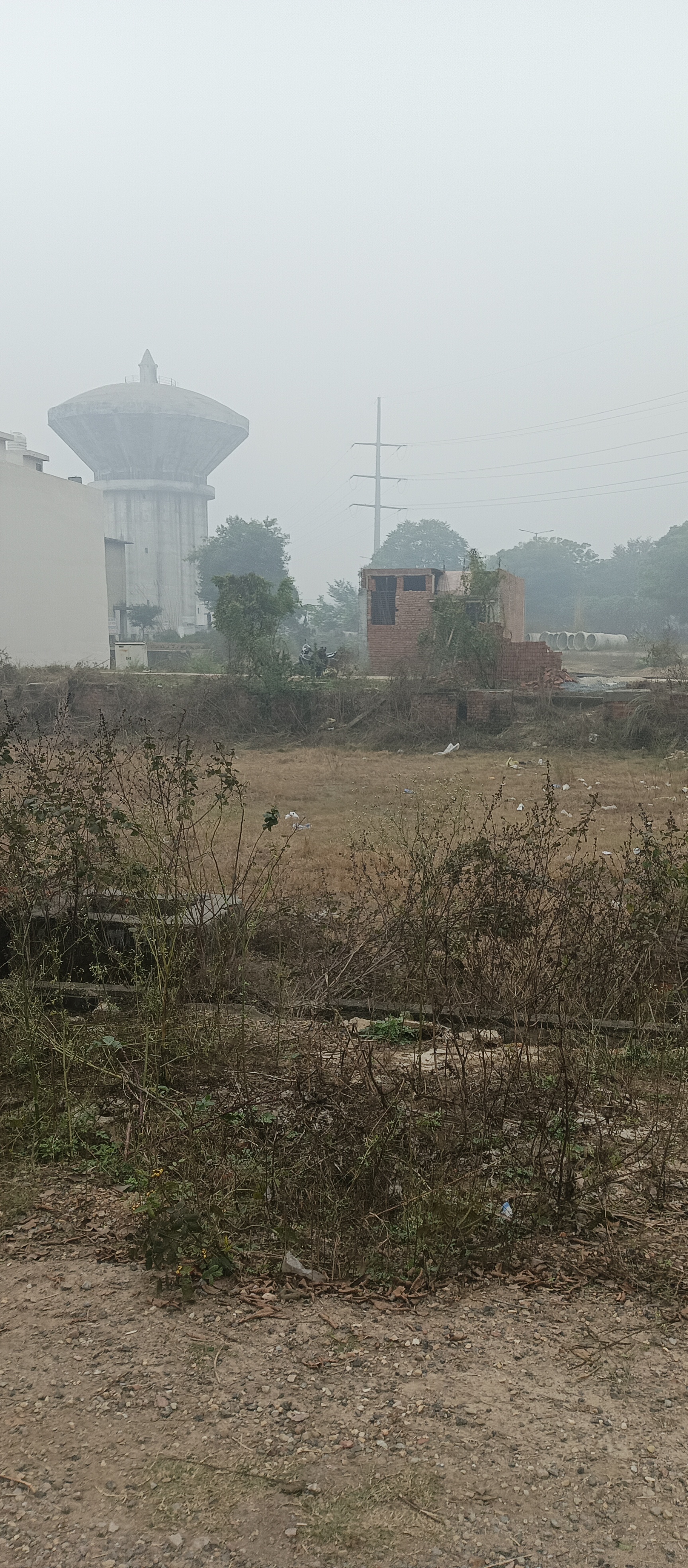 Plot For Sale in Aggarwal Property 