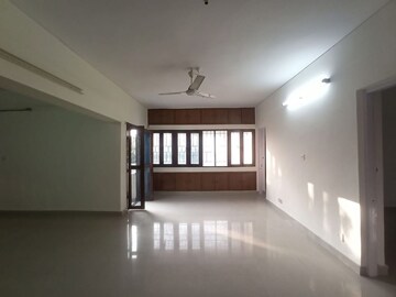 Room in 2 BHK Builder Floor at Vasant Kunj – for Rent