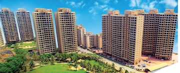 2 BHK Apartment For Rent in K Raheja Heights, Malad East
