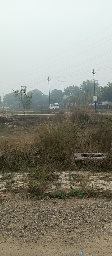 Plot For Resale in Swaran Jayanti Puram Ghaziabad  8075293