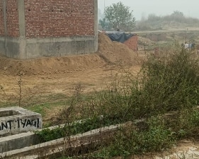 Plot For Sale in Swaran Jayanti Puram