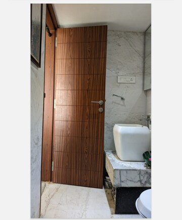 Bathroom in 3 BHK Apartment at Niraj Kakad Heights, Bandra West – for Sale