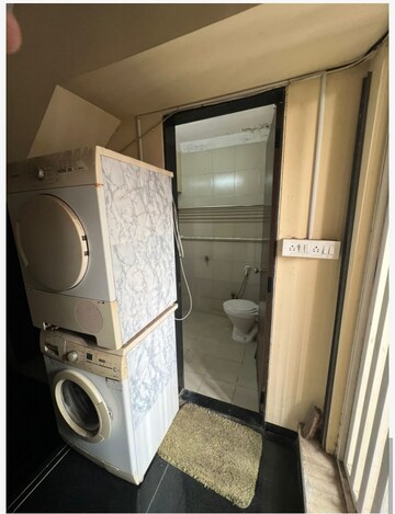Bathroom in 3 BHK Apartment at Niraj Kakad Heights, Bandra West – for Sale
