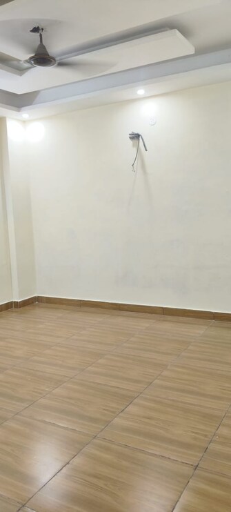 3 BHK Builder Floor For Rent in Surendra Avenue 69 Sector 69 Gurgaon  8075350