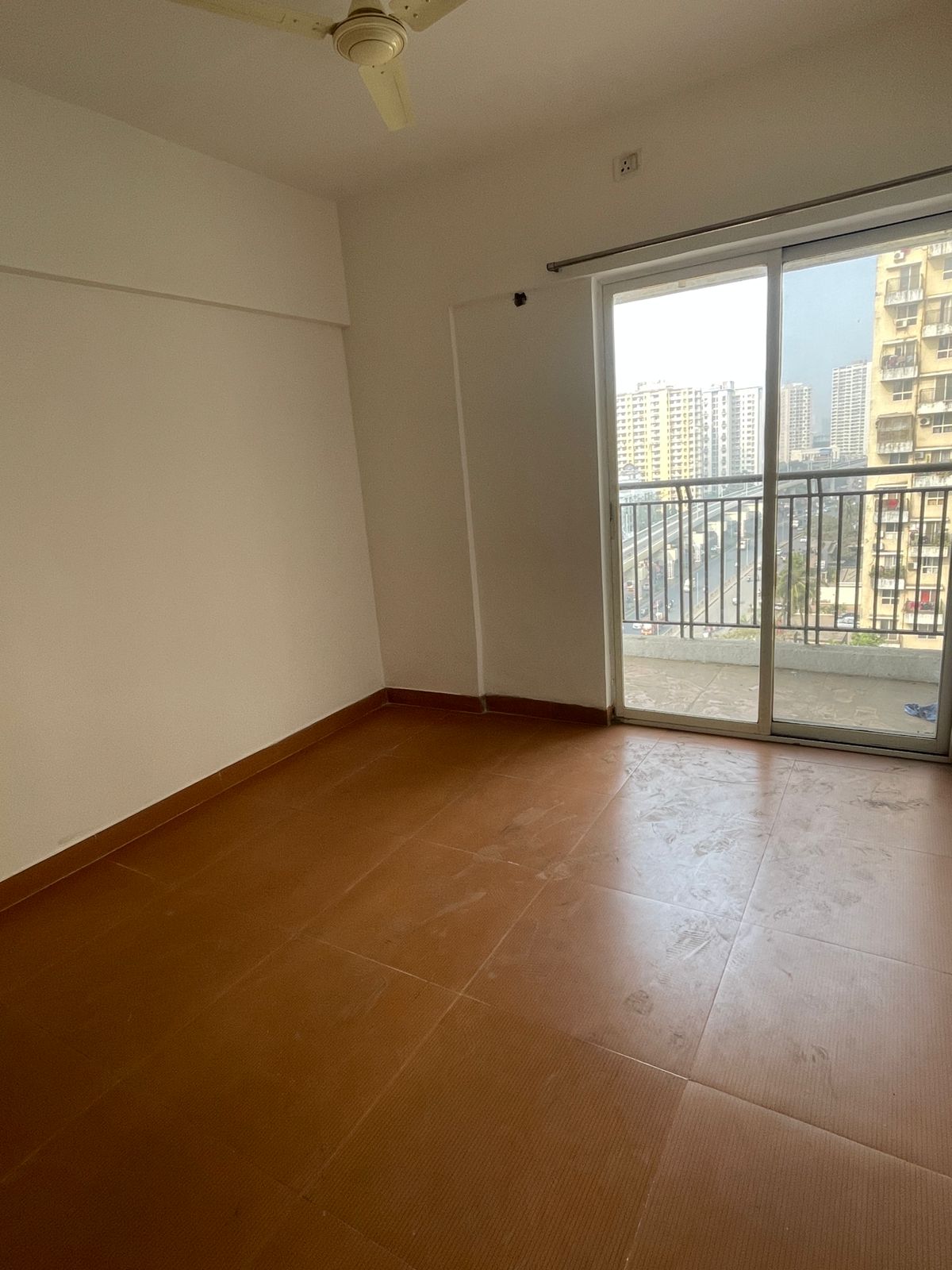 2 BHK 610 Sq.Ft. Apartment in DB Orchid Ozone