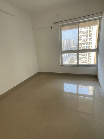 Room in 2 BHK Apartment at DB Orchid Ozone, Dahisar East – for Sale