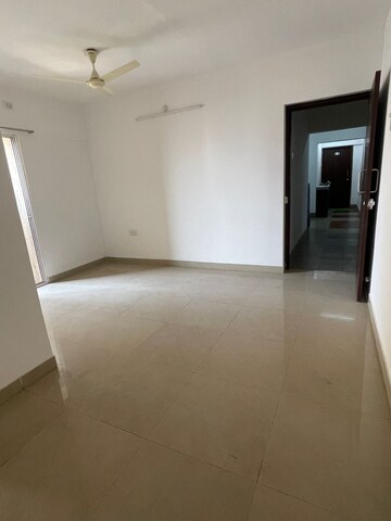Room in 2 BHK Apartment at DB Orchid Ozone, Dahisar East – for Sale