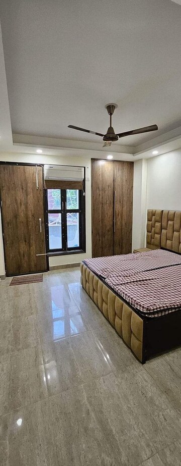 Bedroom in 1 BHK Builder Floor at Saket – for Rent