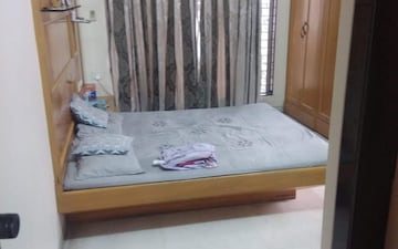 3 BHK Apartment For Sale in Jolly Friends CHS, Bandra West