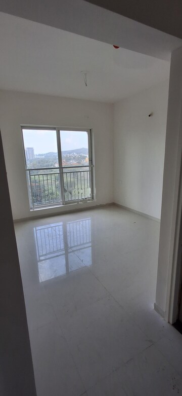 Room in 3 BHK Apartment at Godrej Nurture Pune, Mamurdi – for Rent