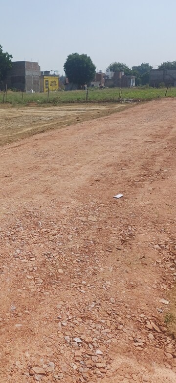  Plot For Sale in Dheeraj Nagar