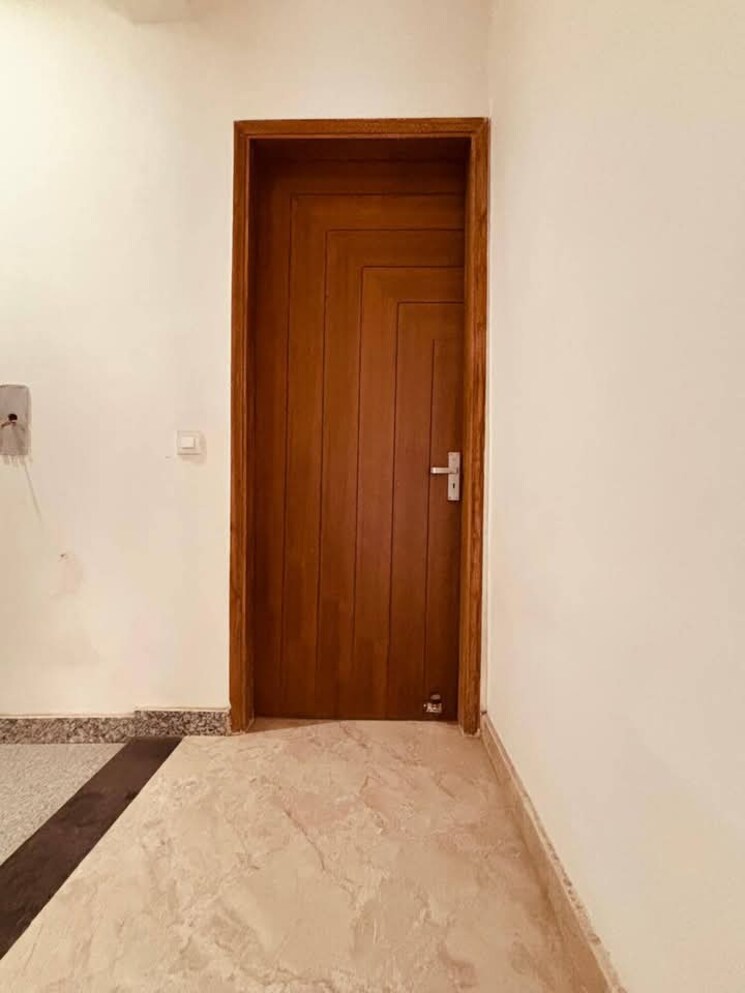 Room, sector 46 1 RK 400 Sq.Ft. Builder Floor In Sector 46 Gurgaon 8075625