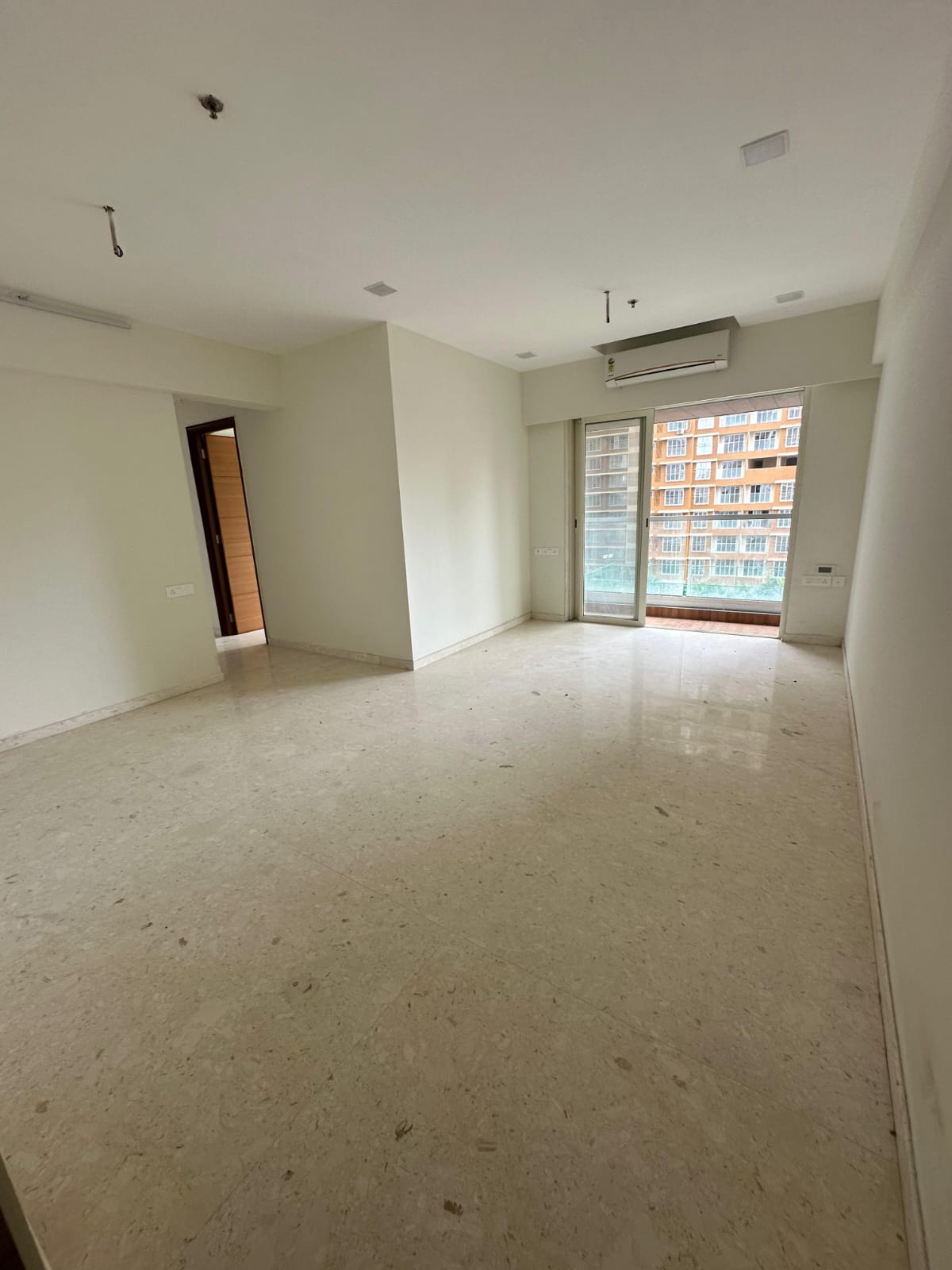 2.5 BHK + Extra Room Apartment For Sale in Ekta Tripolis