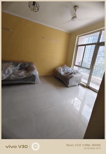 Living Room in 2 BHK Apartment at Gomti Nagar – for Rent